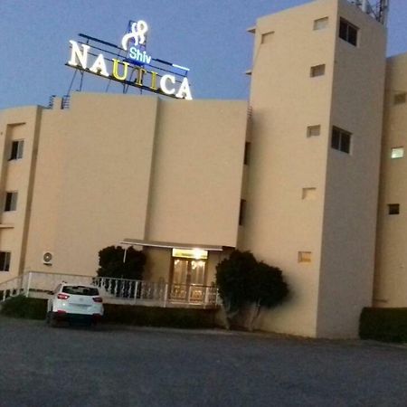 Hotel The Shiv Nautica Mundra Esterno foto